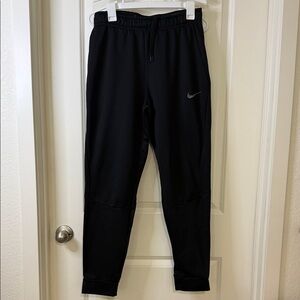 Nike Men's Black Joggers